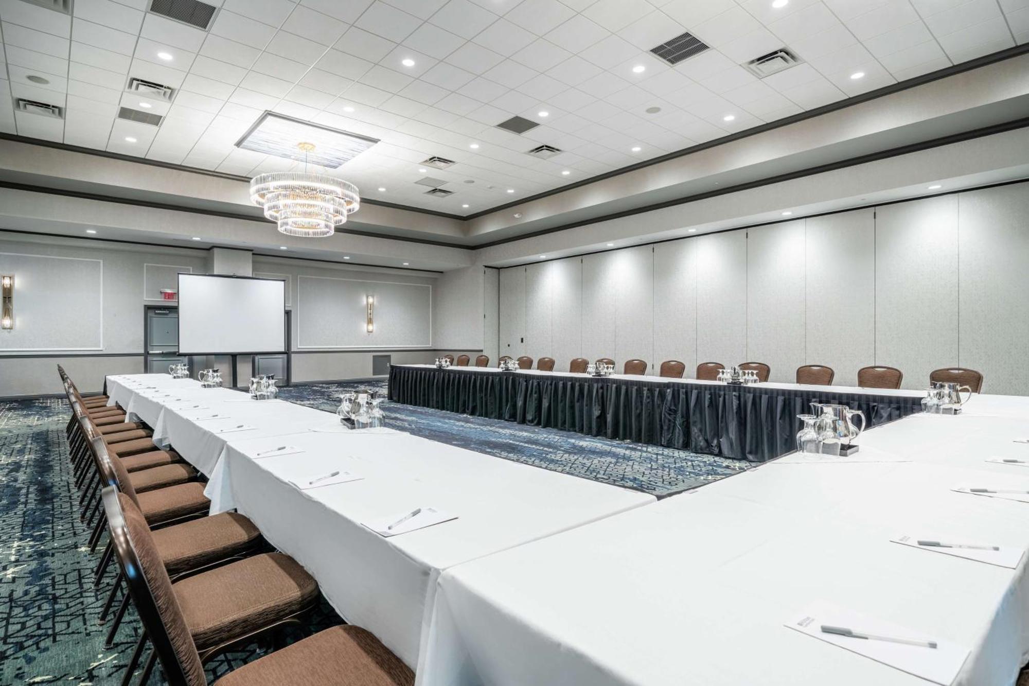 Hilton Garden Inn Pittsburgh/Southpointe Canonsburg Esterno foto